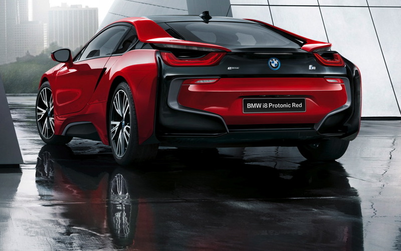 BMW i8 Protonic Red