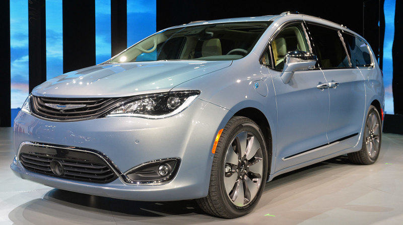 Chrysler Pacifica Hybrid Detroit 2016