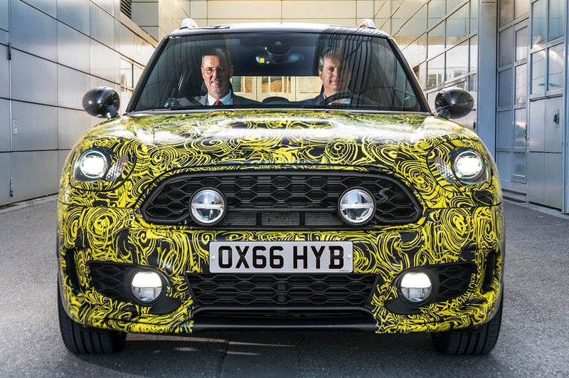 Prototype Mini countryman hybride rechargeable